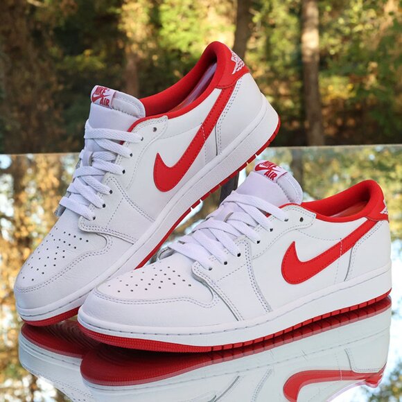 Jordan 1 Retro Low OG University Red - Picture 4 of 13